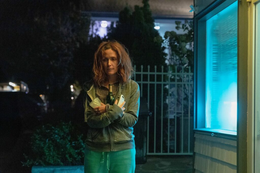 Bacaklarım Olsaydı Seni Tekmelerdim: Dolmayan Boşluklar, Kapanmayan Delikler